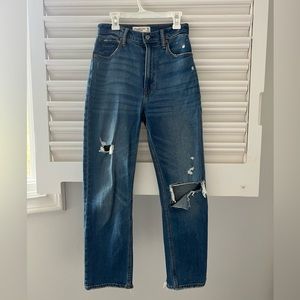 Abercrombie Curve Love Ankle Straight Ultra High Rise